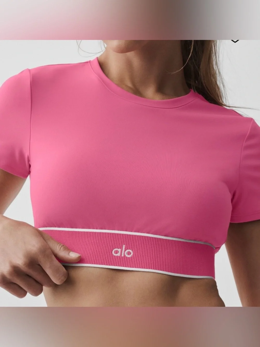 ALO SOFTSCULPT AMP IT UP SHORT SLEEVED BRA